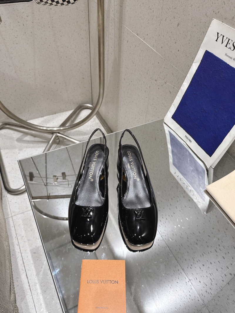 l0vis Vvtt0n heeled shoes